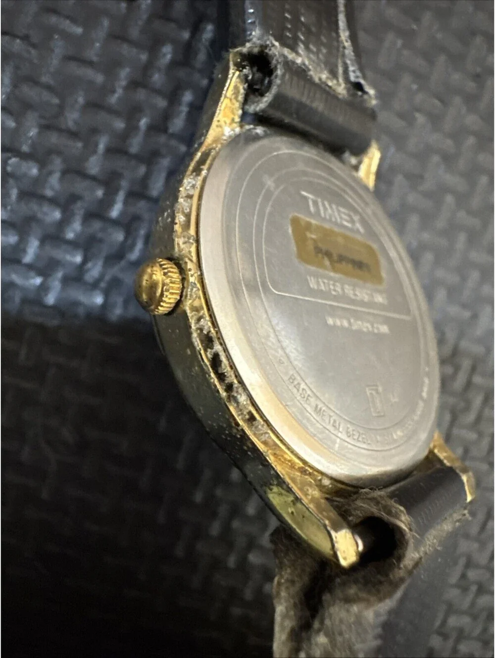 Vintage Timex Indiglo Easy Reader Gold Tone April 2001 Working | New Battery